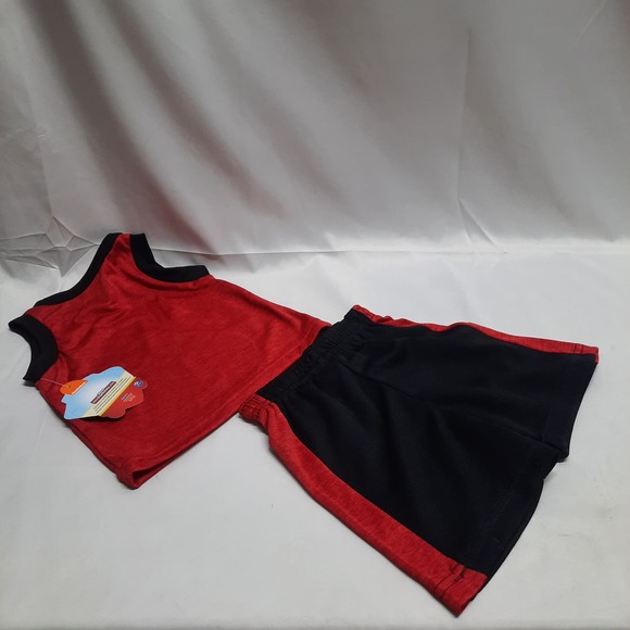 NWT Nickelodeon Born Brave Paw Patrol 2 piece Red Black Top and Short Set  12 M - Picture 3 of 5